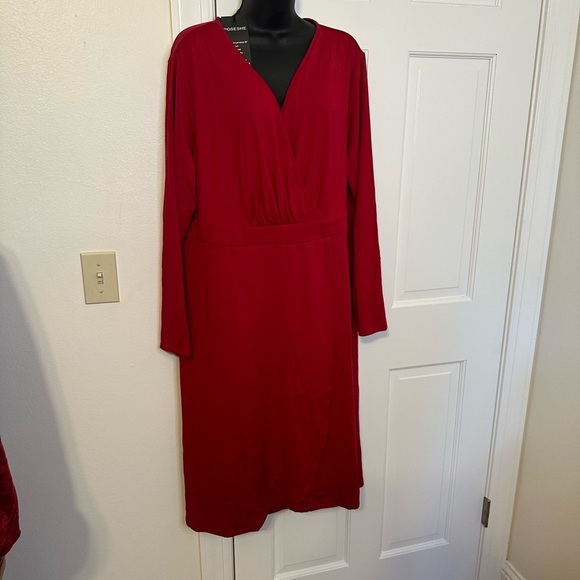 Dresses & Skirts - Poseshe Red Faux Wrap Dress Size 3XL NWT